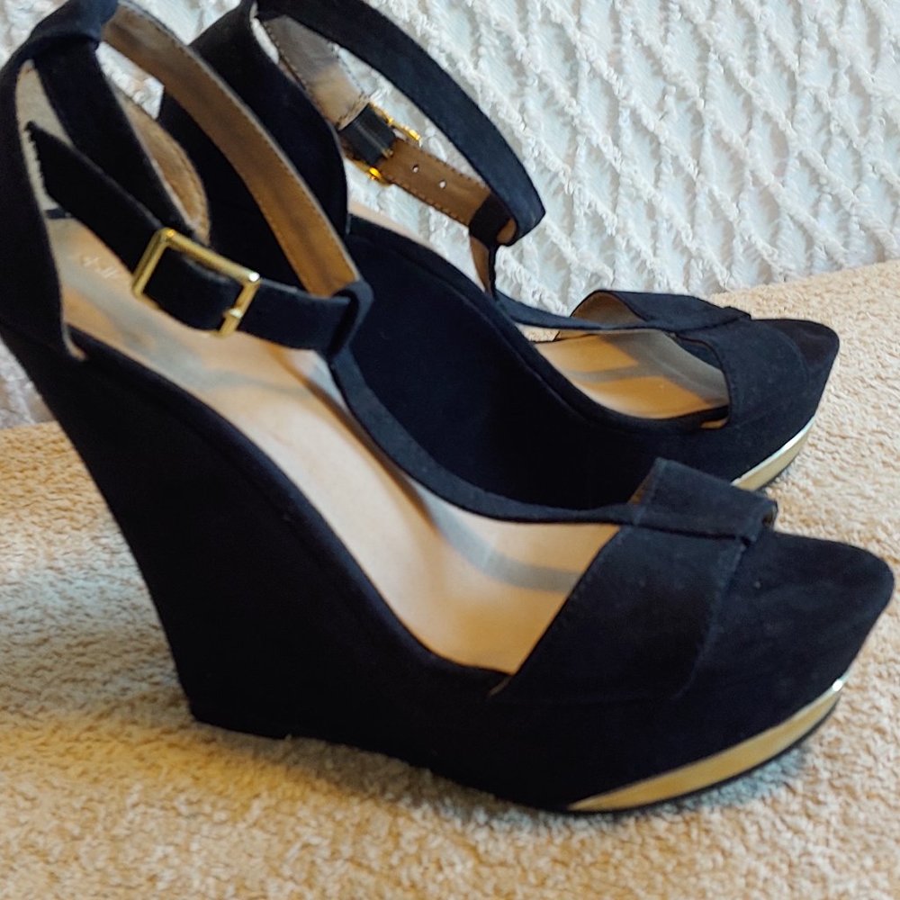 Faux Suede Wedge T Strap Sandals Gold ToeBox
